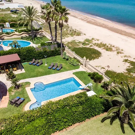 Charlie Villa Denia